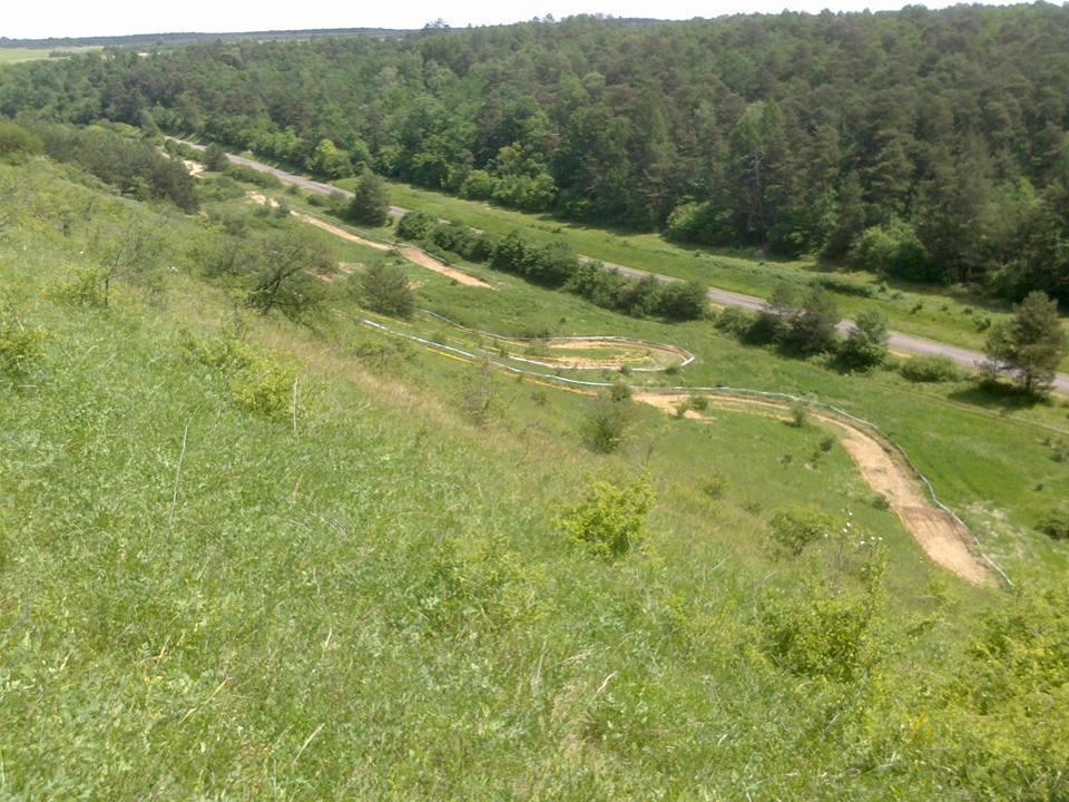 Les photos du Terrain Moto Cross de F.T.O Racing School à Ventabren