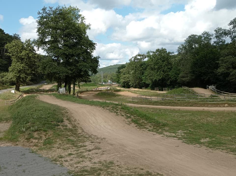 Les photos du Terrain Moto Cross de Saint Priest Taurion
