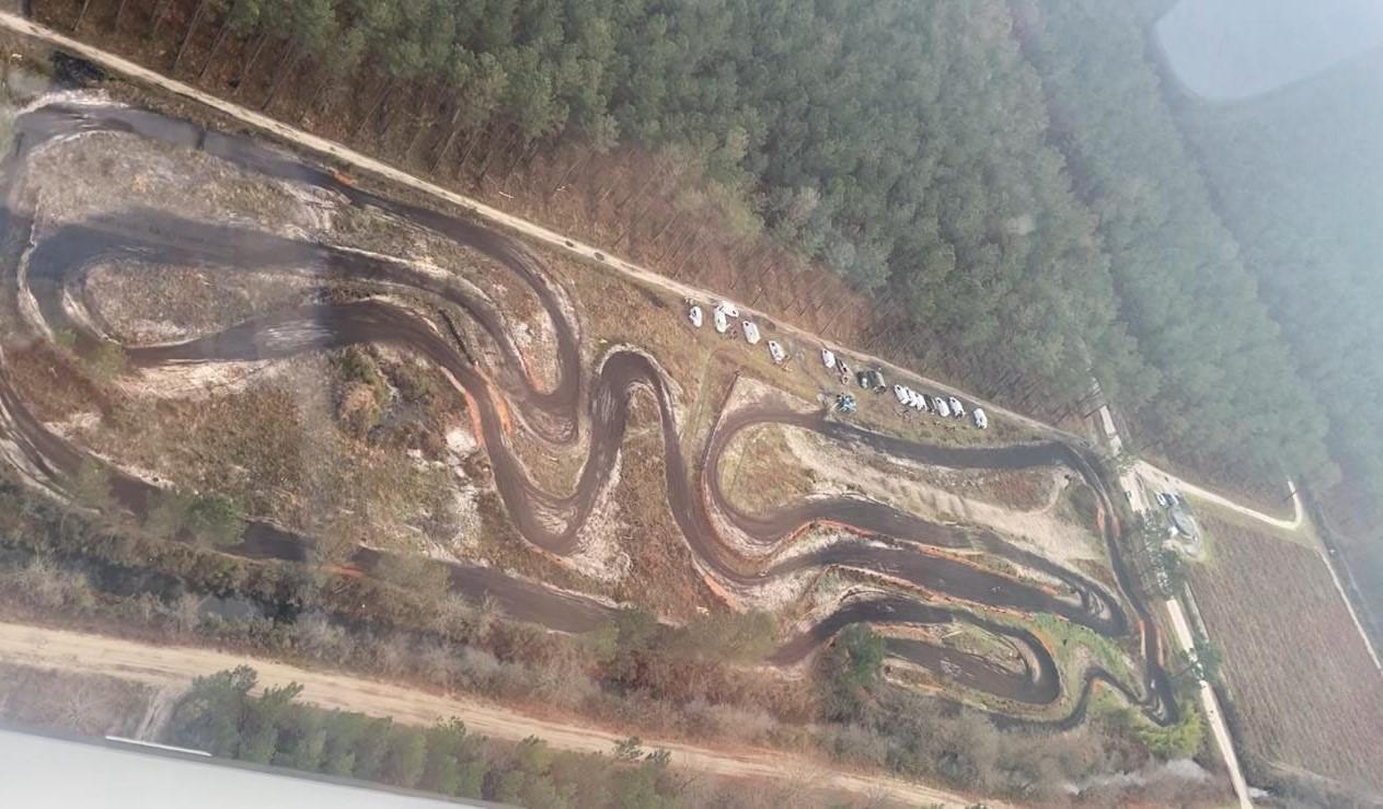 Les photos du Terrain Moto Cross de Saumos